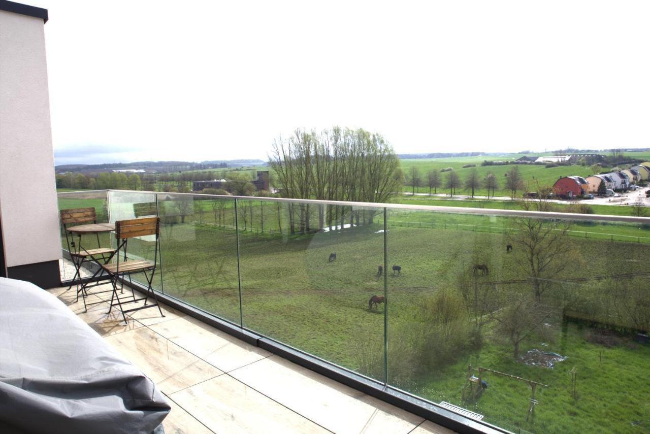 Peaceful Modern 2 Bedroom Penthouse With Nice View Hesperange エクステリア 写真