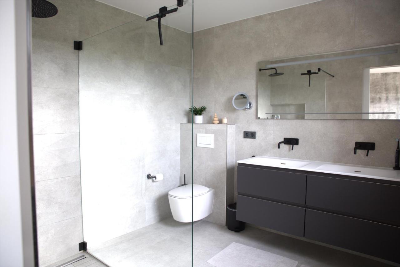 Peaceful Modern 2 Bedroom Penthouse With Nice View Hesperange エクステリア 写真
